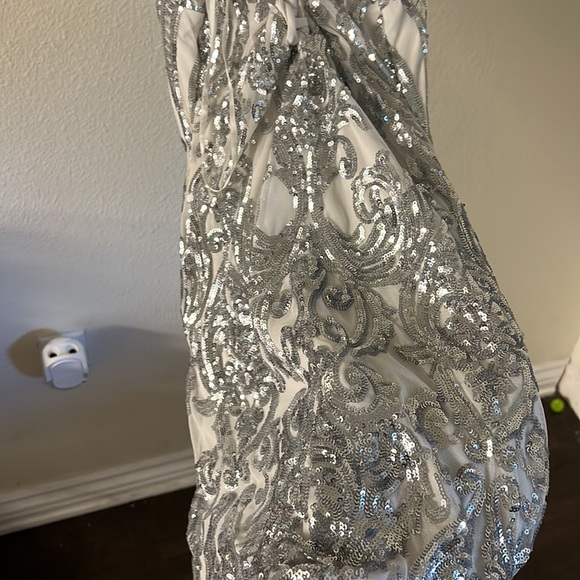 Windsor Sequin Dress - Picture 5 of 5